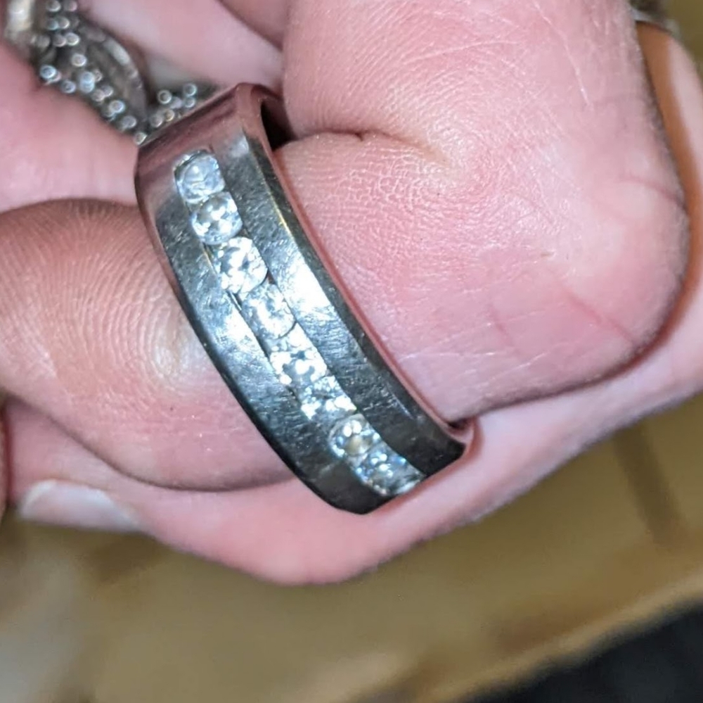 More stuff - Picture 8 of 16